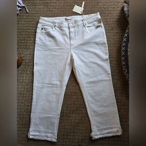 KanCan Women's White Ankle Jeans. Brand New W/tags.